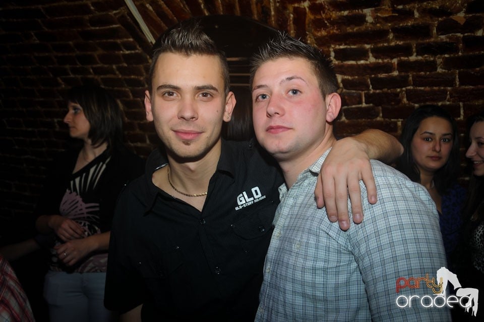 NMD Party în Escape, 