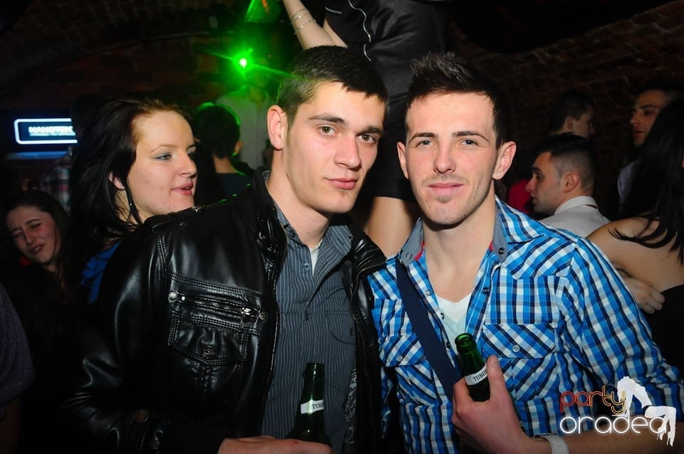 NMD Party în Escape, 