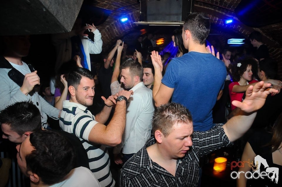 NMD Party în Escape, 