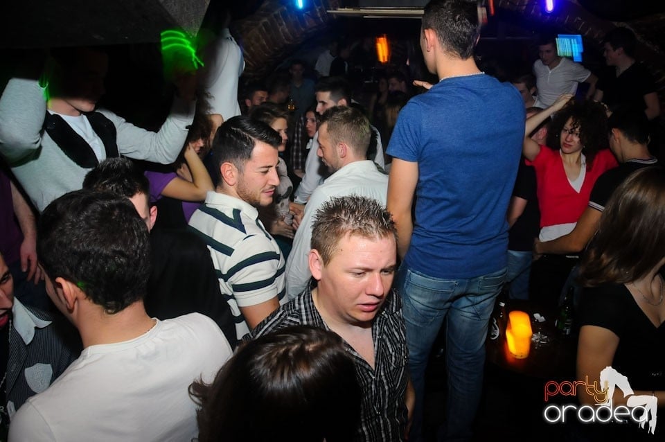 NMD Party în Escape, 