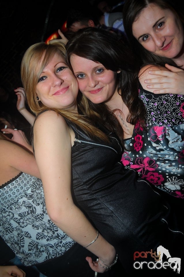 NMD Party în Escape, 