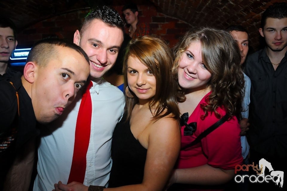 NMD Party în Escape, 