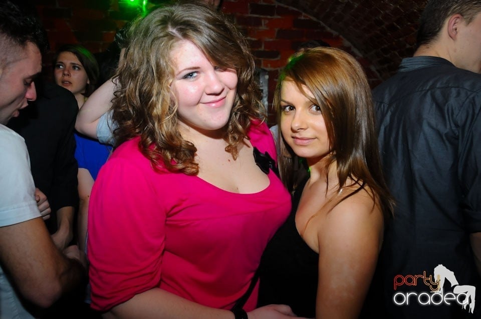 NMD Party în Escape, 