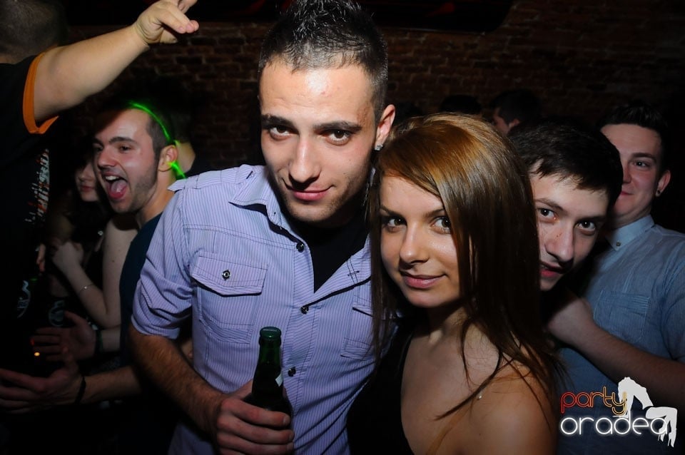 NMD Party în Escape, 