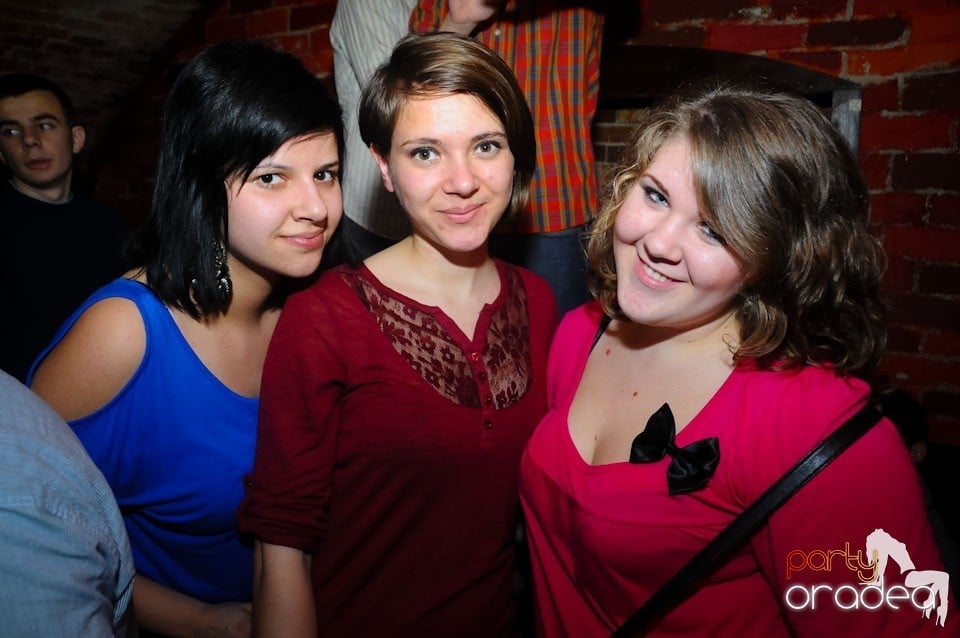 NMD Party în Escape, 