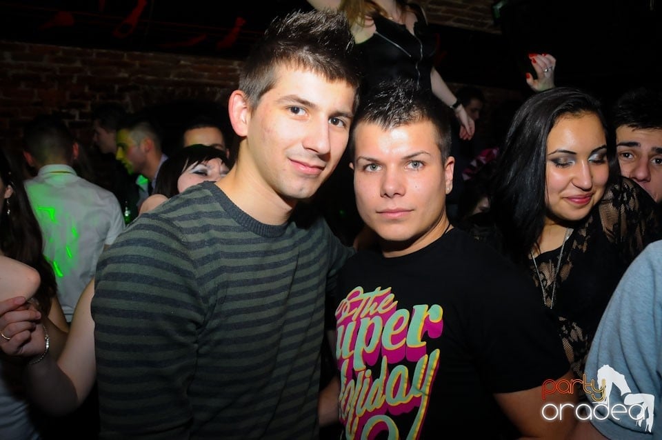 NMD Party în Escape, 