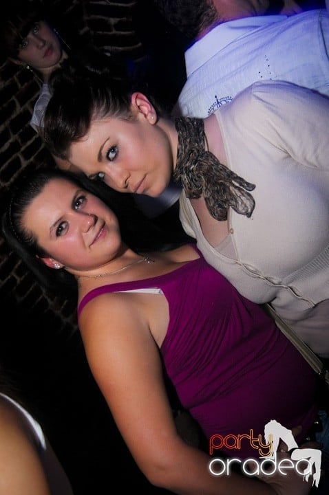 NMD Party în Escape,