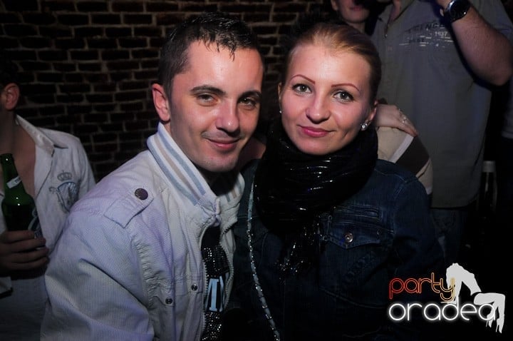 NMD Party în Escape,
