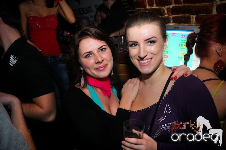 NMD Party în Escape,