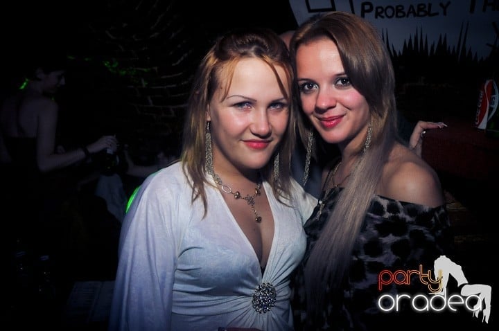 NMD Party în Escape,