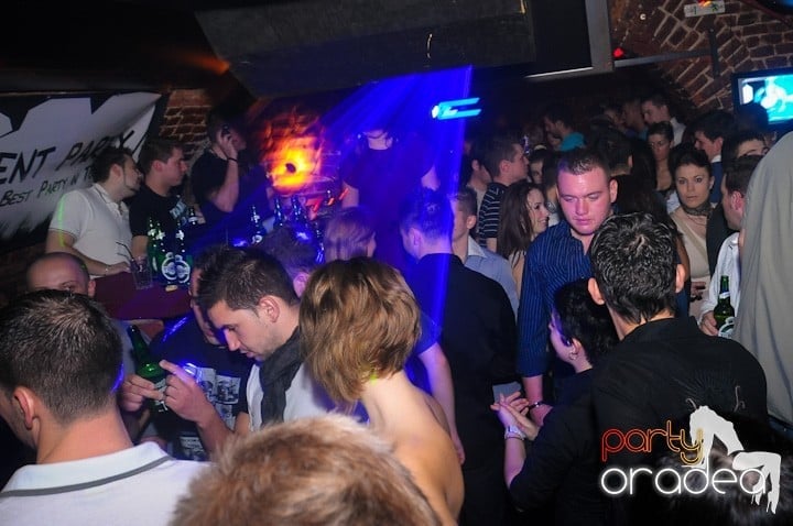 NMD Party în Escape,