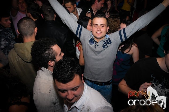 NMD Party în Escape,