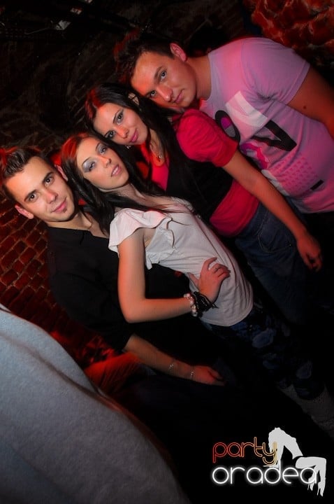 NMD Party în Escape,