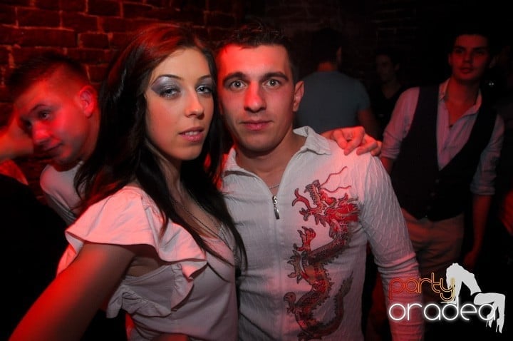 NMD Party în Escape,