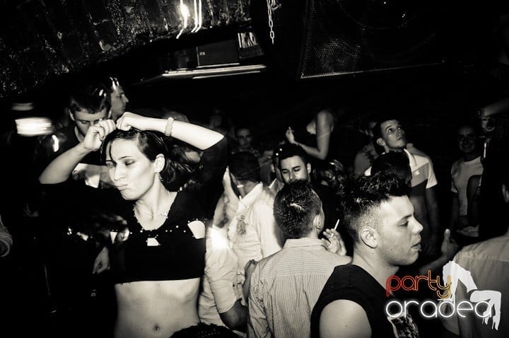 NMD Party în Escape,