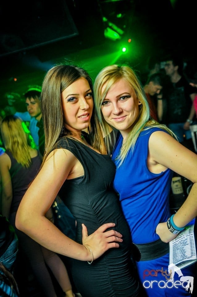 NMD Spots & Stripes party,
