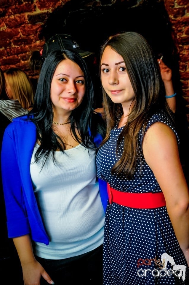 NMD Spots & Stripes party,