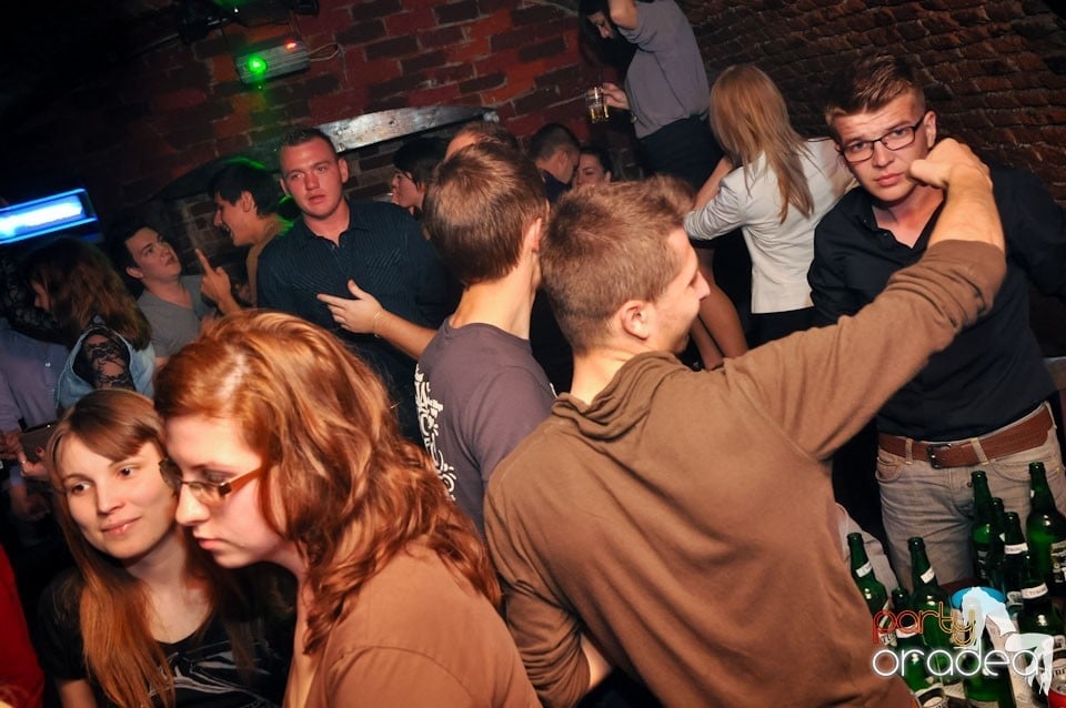 NMD Student Party în Club Escape, 
