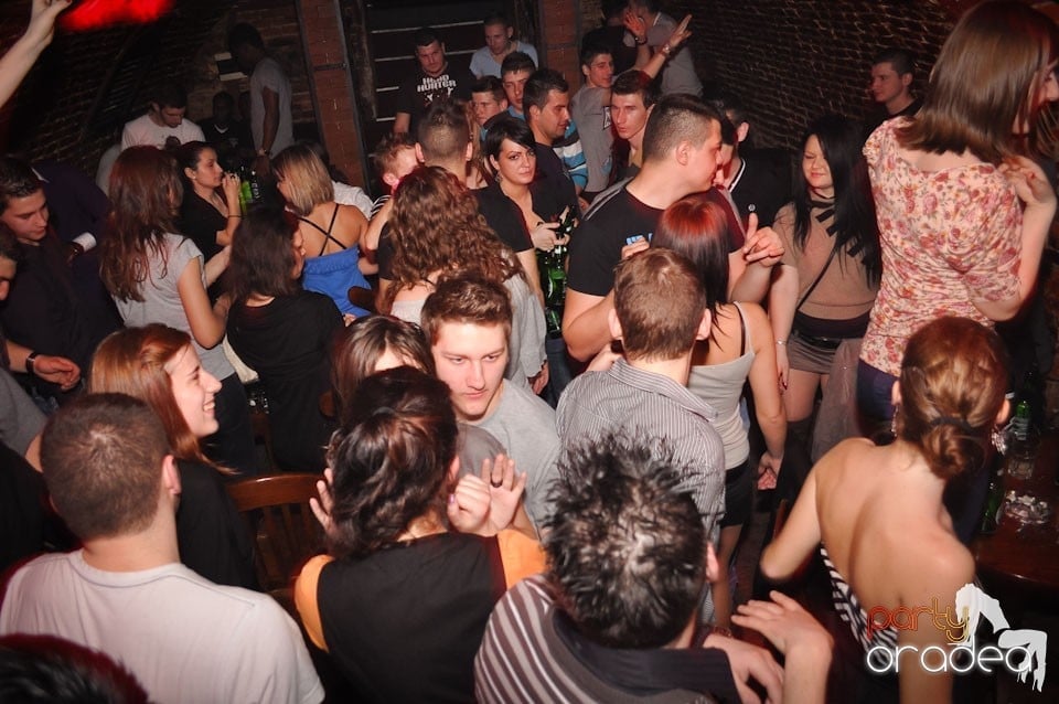 NMD Student Party în Escape, 