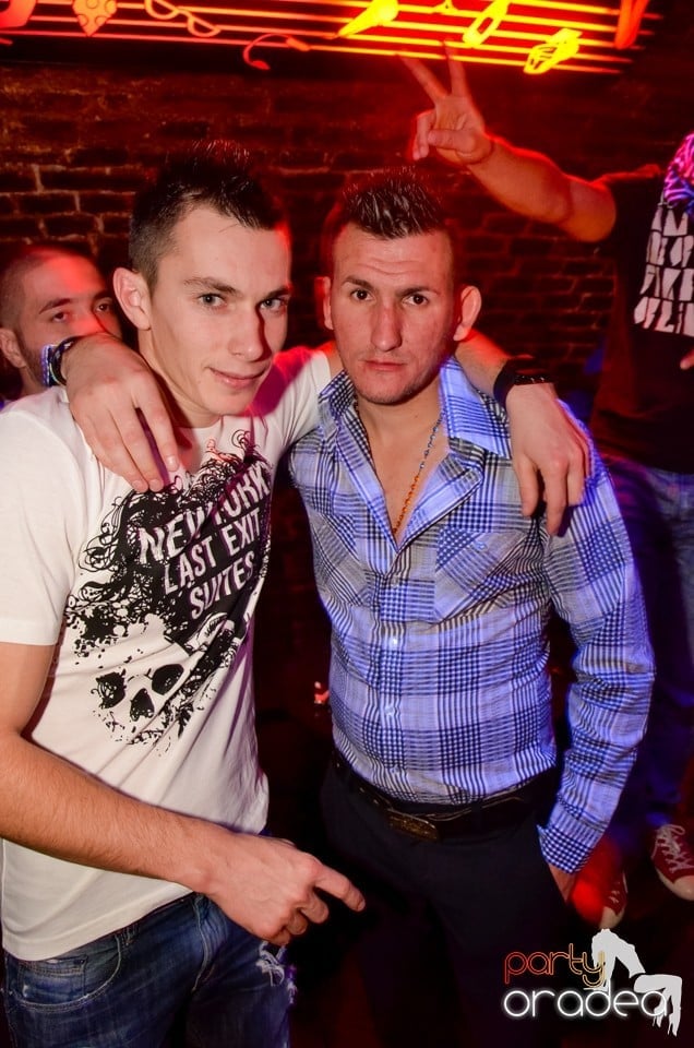 NMD Student's Party în Club Escape,