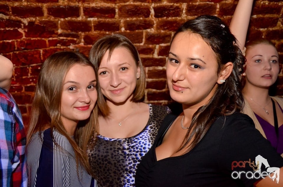 NMD Student's Party în Club Escape,