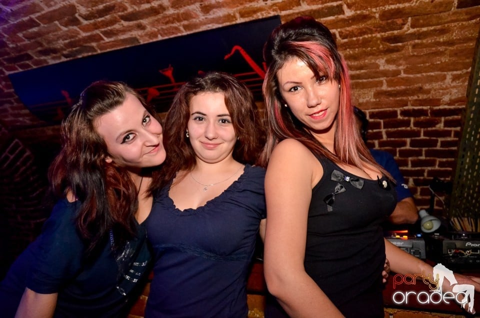 NMD Student's Party în Club Escape,