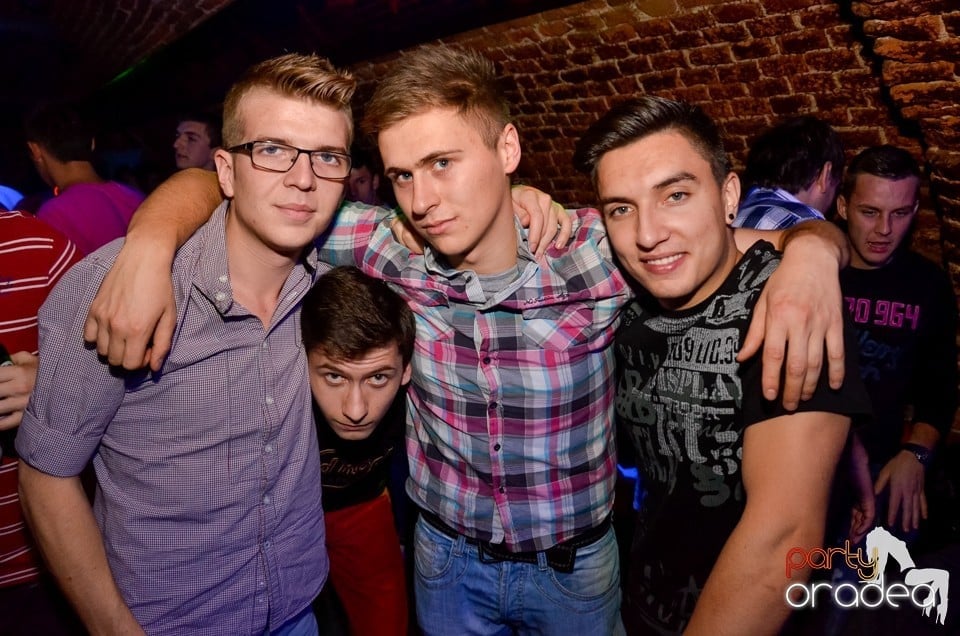 NMD Student's Party în Club Escape,
