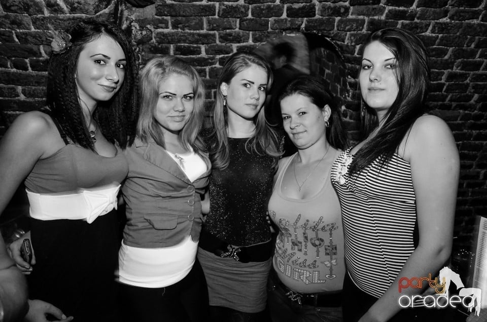 NMD Student's Party în Club Escape,