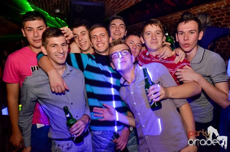 NMD Student's Party în Club Escape,