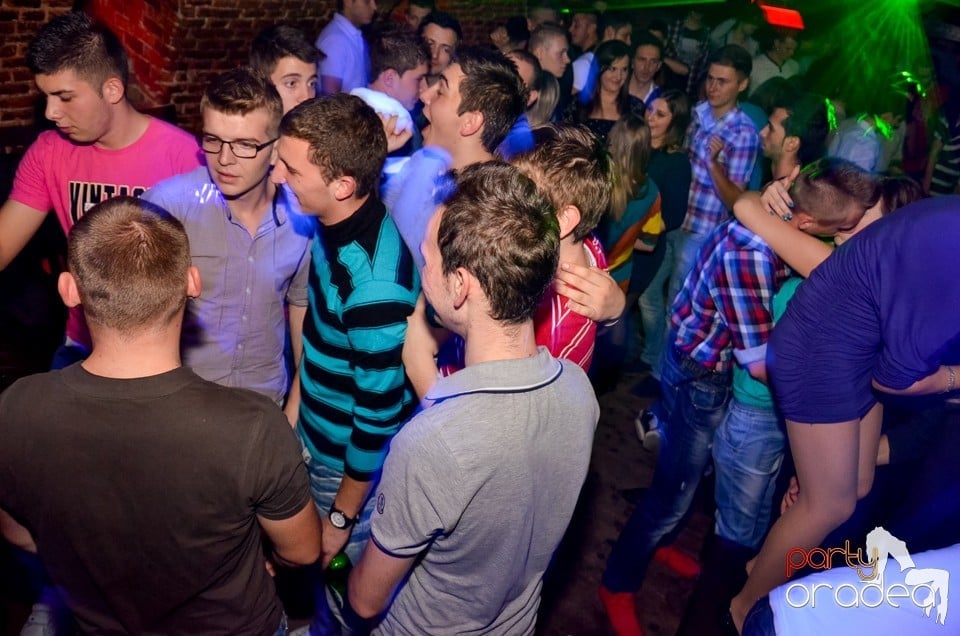 NMD Student's Party în Club Escape,