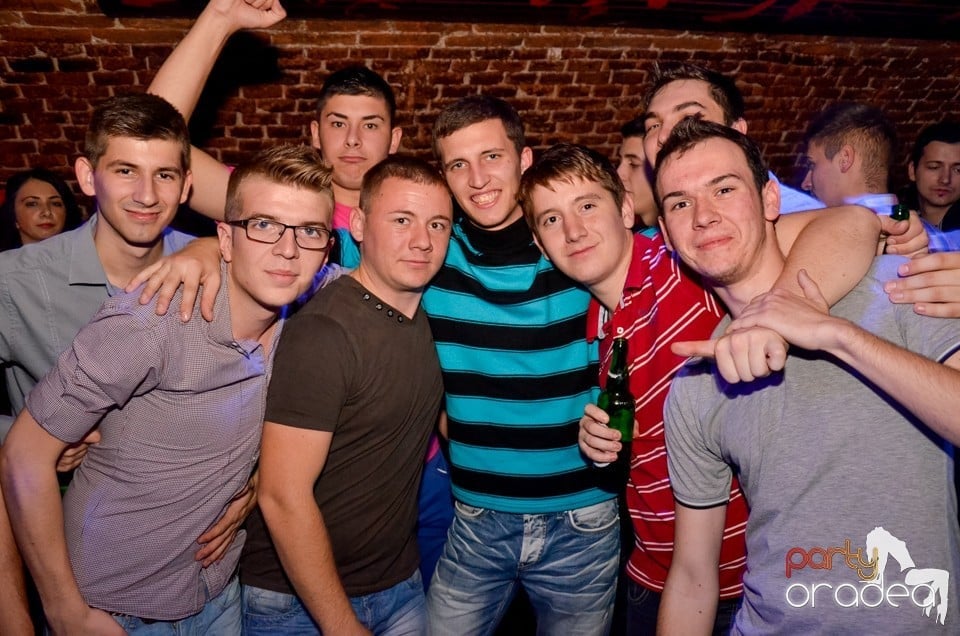 NMD Student's Party în Club Escape,