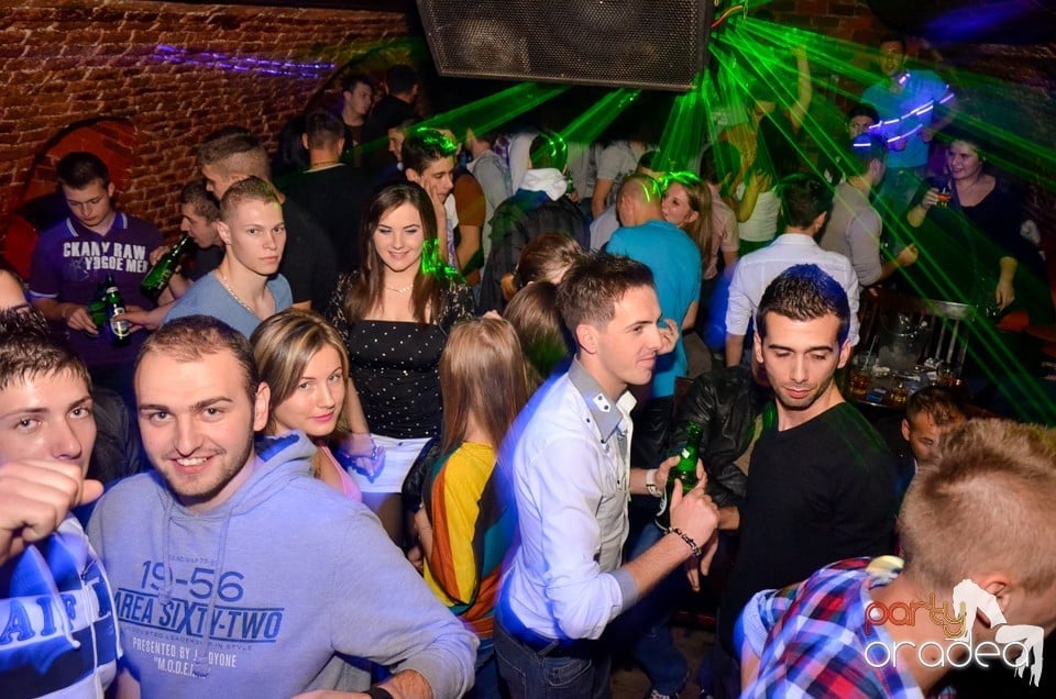 NMD Student's Party în Club Escape,