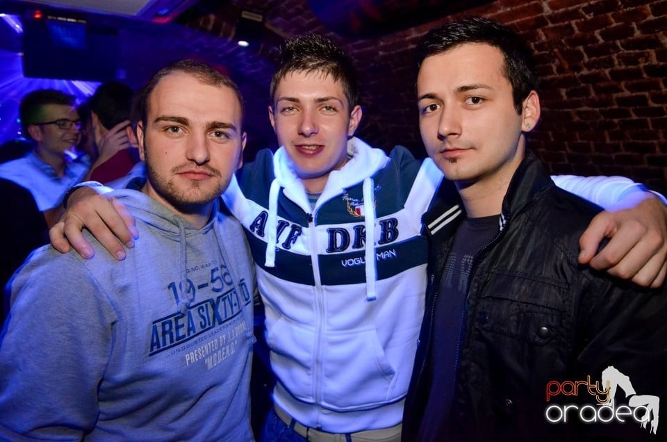 NMD Student's Party în Club Escape,
