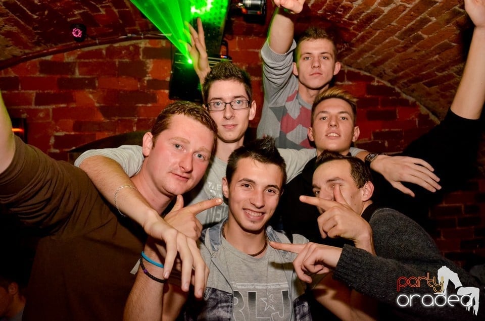 NMD Student's Party în Club Escape,