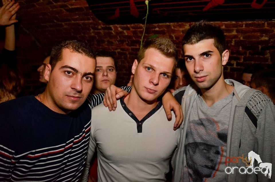NMD Student's Party în Club Escape,