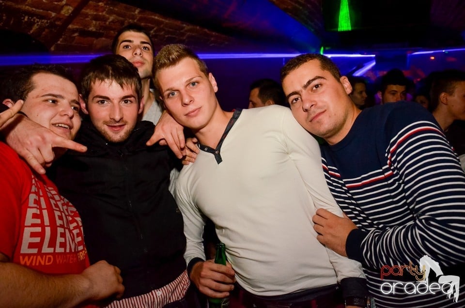 NMD Student's Party în Club Escape,