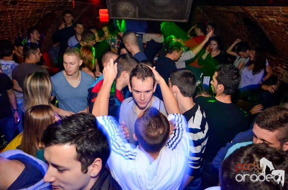 NMD Student's Party în Club Escape,