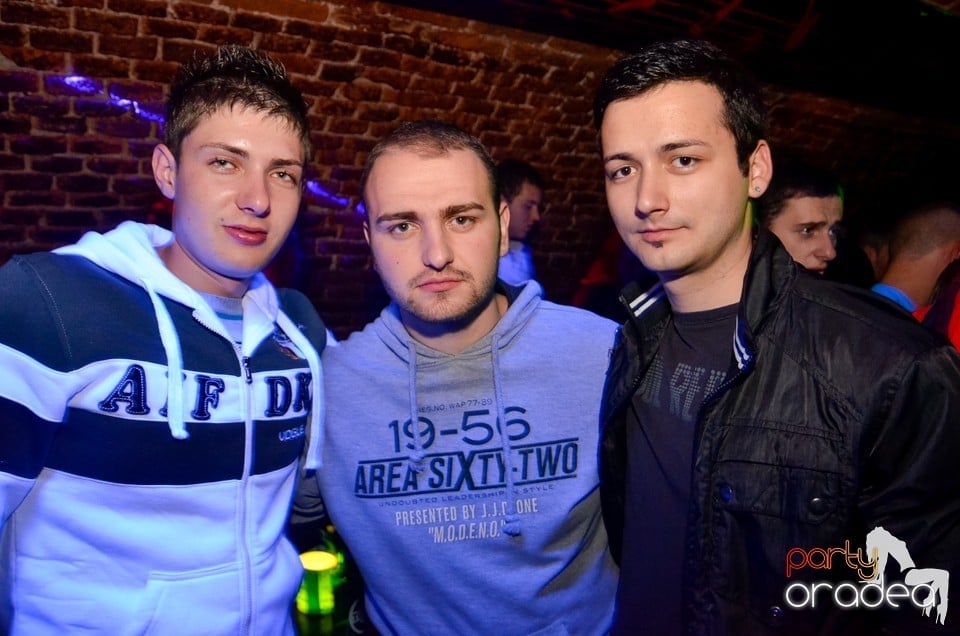 NMD Student's Party în Club Escape,