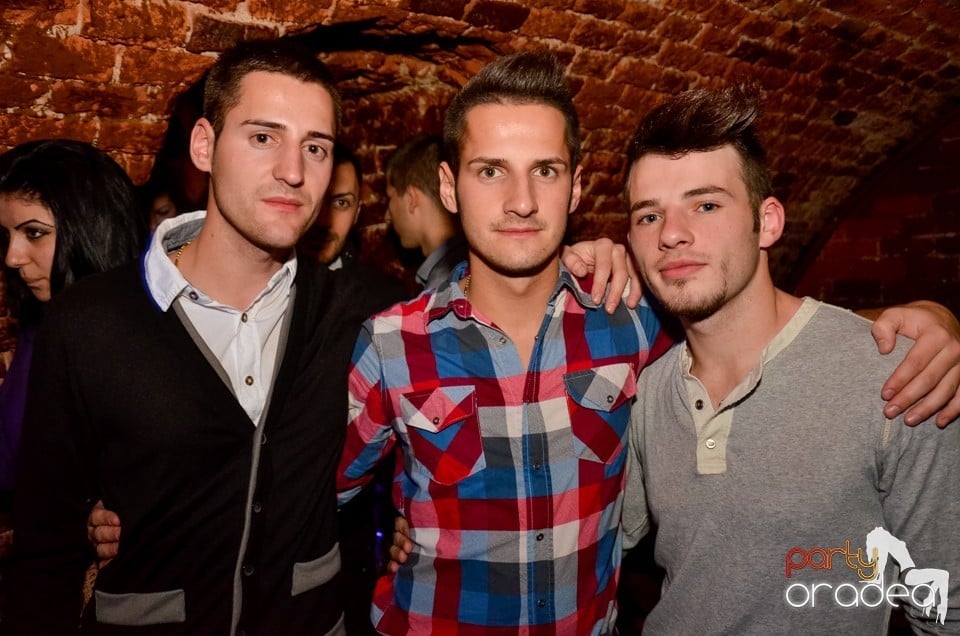 NMD Student's Party în Club Escape,