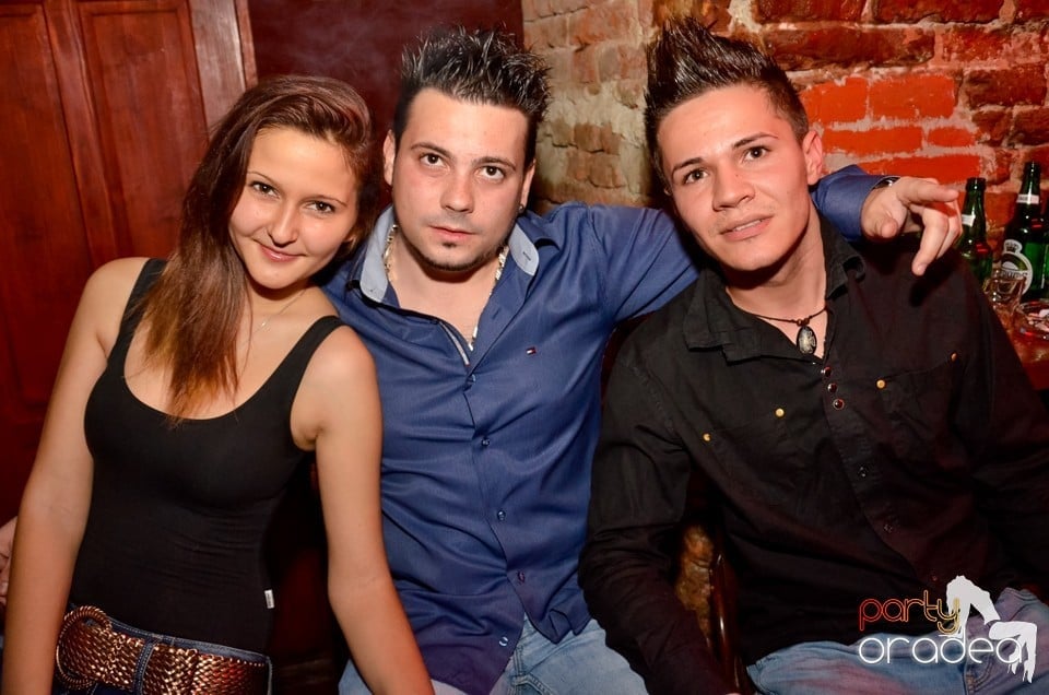 NMD Student's Party în Club Escape,