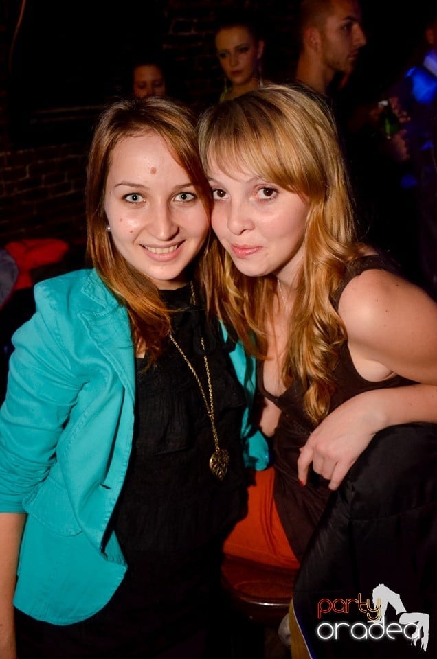 NMD Student's Party în Club Escape,