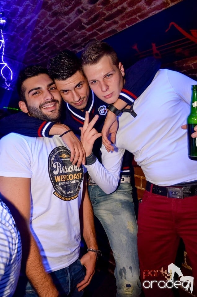 NMD Student's Party în Club Escape,