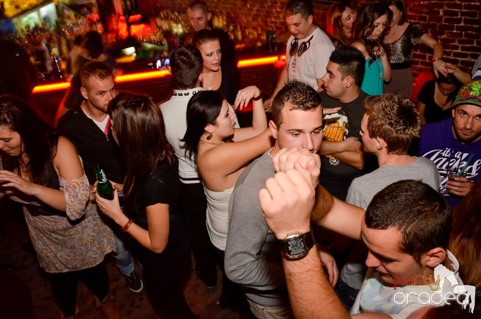 NMD Student's Party în Club Escape,