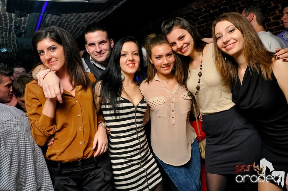 NMD Student's Party în Club Escape,