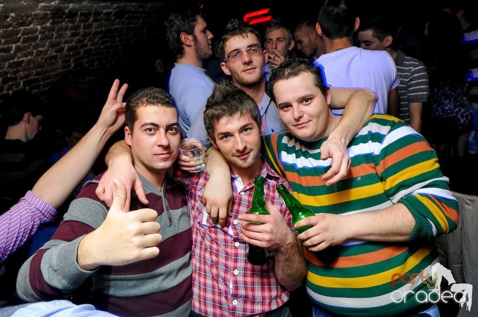 NMD Student's Party în Club Escape,