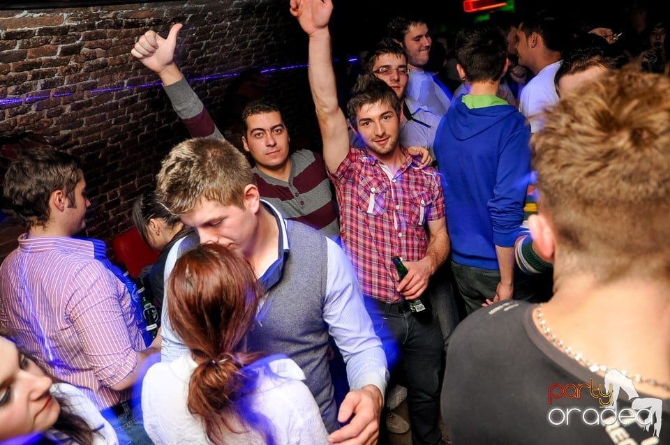 NMD Student's Party în Club Escape,