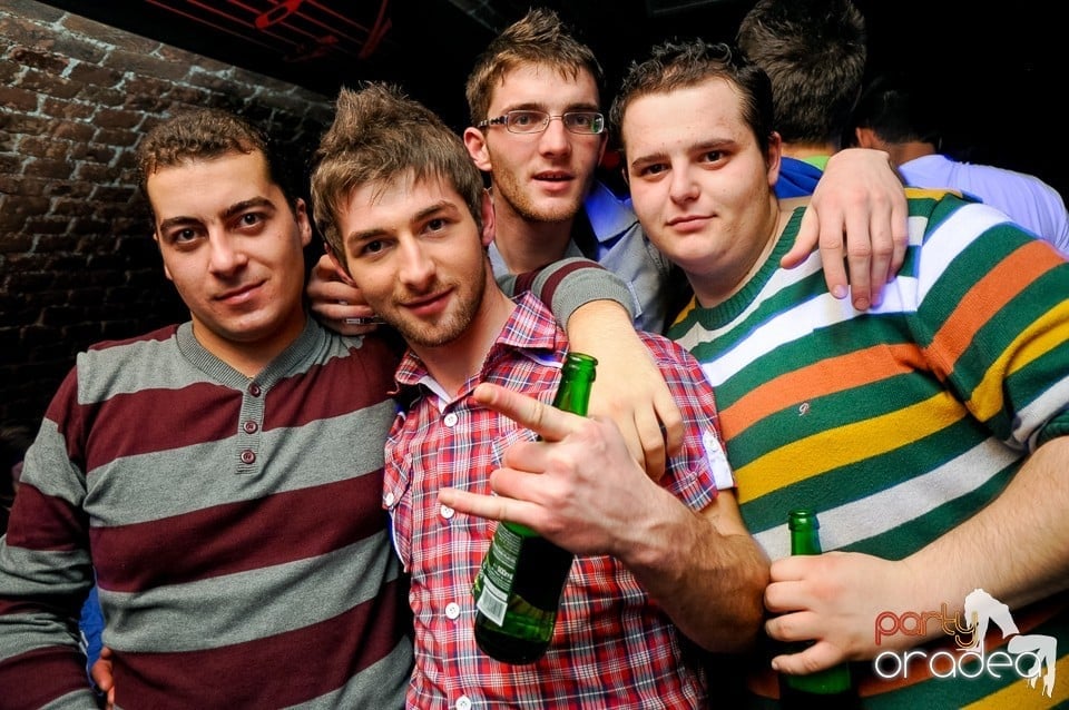 NMD Student's Party în Club Escape,