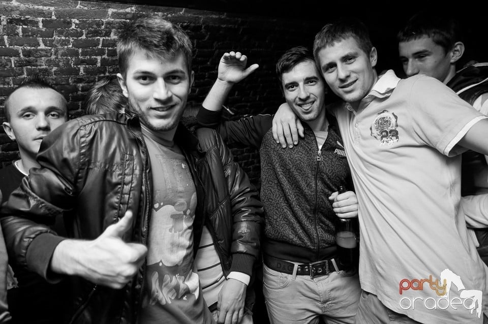 NMD Student's Party în Club Escape,