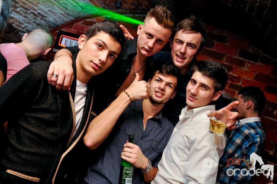 NMD Student's Party în Club Escape,
