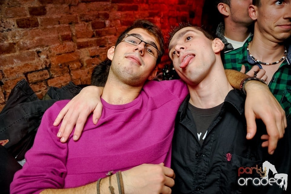 NMD Student's Party în Club Escape,